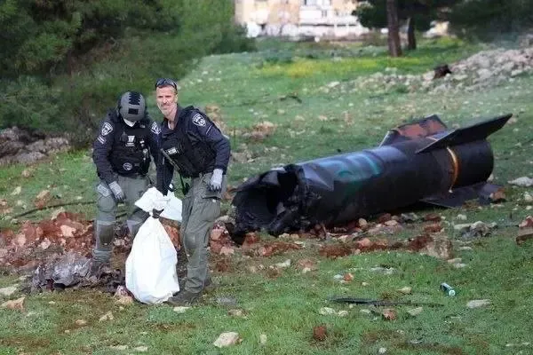 بوستر موشک هایپرسونیک فتاح بوستر موشک هایپرسونیک فتاح