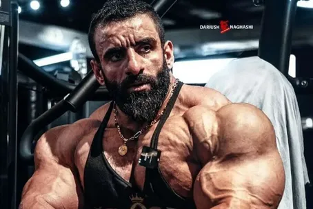 (ویدئو) واکنش عجیب هادی چوپان در پی از دست دادن ۸۰۰ هزار فالوئر | مقایسه مردم ایران با مردم کوفه