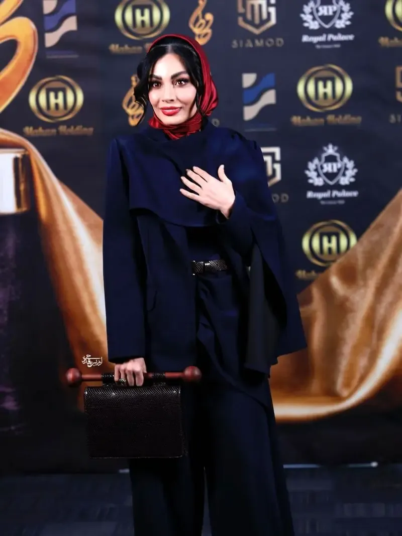 استایل صحرا اسداللهی در جشن حافظ