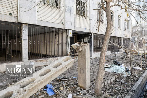 آثار حمله هوایی به خیابان ملک الشعرای بهار