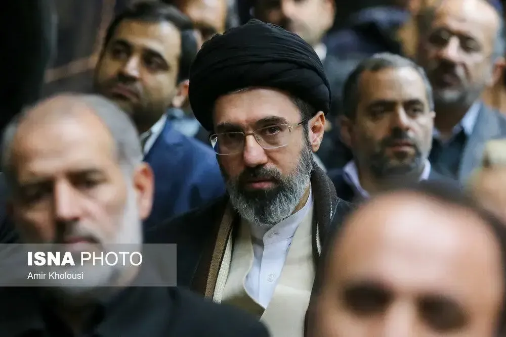 بیوگرافی سید مجتبی خامنه‌ای دومین فرزند رهبر انقلاب