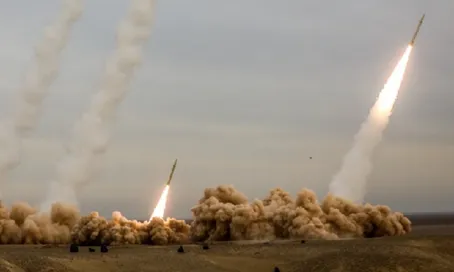 جزئیات حمله به پالایشگاه نفت لاوان پس از آتش‌بس/ حمله ایران به منافع دشمن در امارات و کویت، ساعتی پس از حمله به لاوان