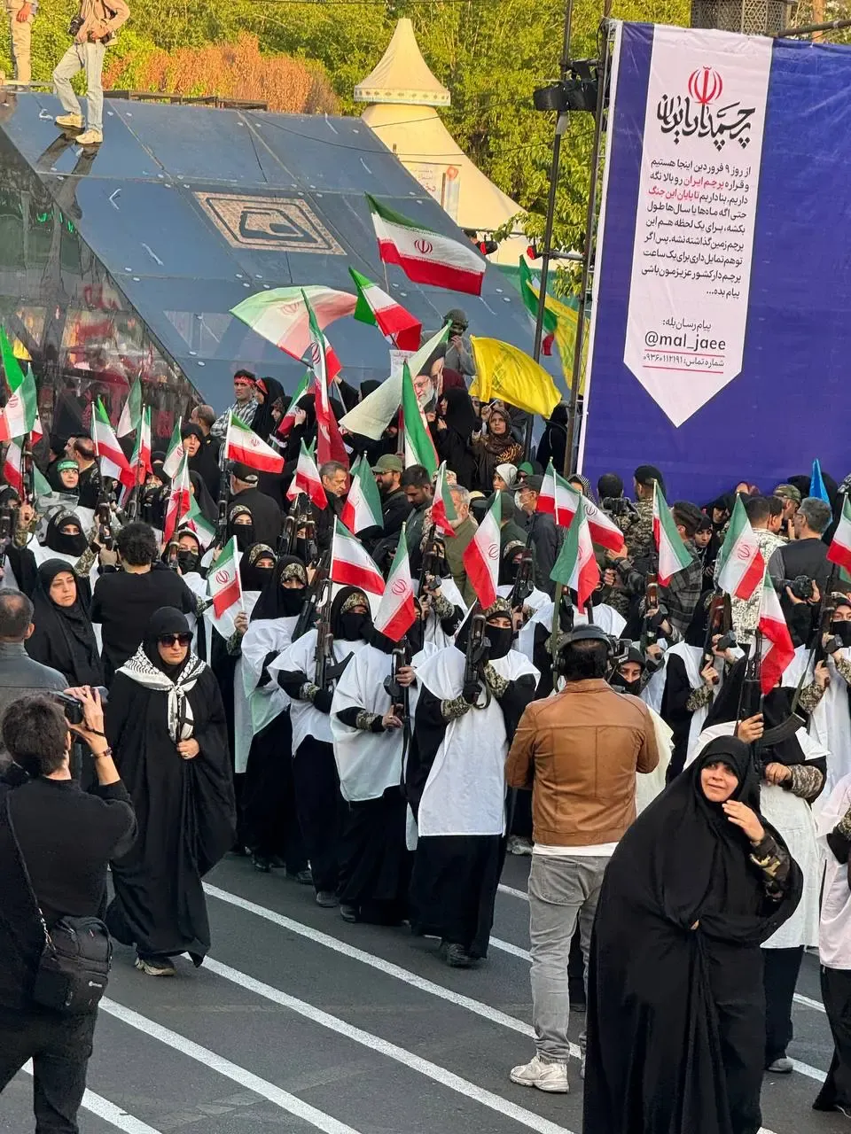 راهپیمایی دختران تهران