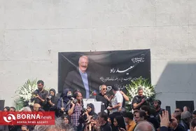 ویدئو | گریه شدید دختر سعید راد در مراسم تشییع؛ راد، همسایه فردین شد