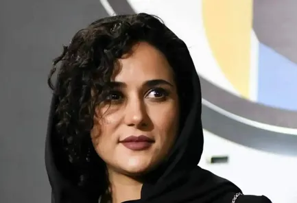 (عکس) چهره پریناز ایزدیار در کودکی