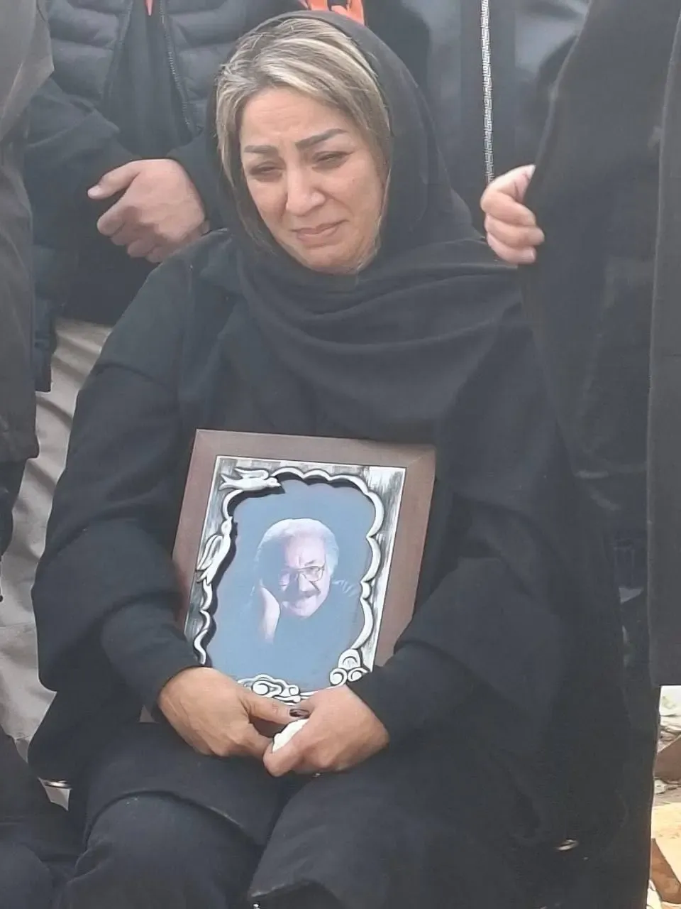 نخستین تصاویر از مراسم خاکسپاری سعید پیردوست