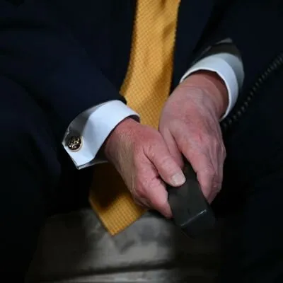 دست دونالد ترامپ