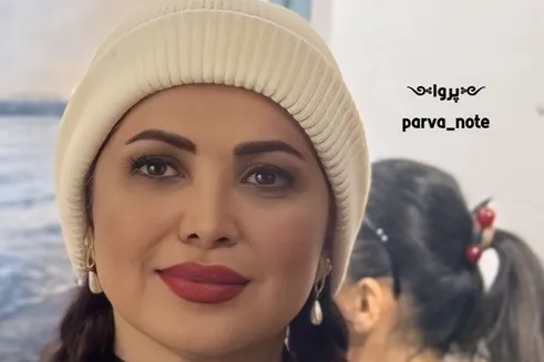 (عکس) استایل زمستانی کمند امیرسلیمانی در نمایشگاه بهار نوروزپور جلب توجه کرد