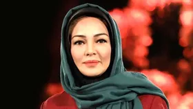 ⁨ (ویدئو) آشتی رزیتا غفاری و امین حیایی پس از ۳۰ سال؛ قرار بود امین حیایی نقش همسرم در «بامداد خمار» باشد!