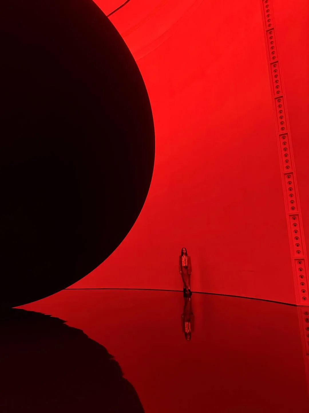 سفر آنا د آرامس به ابوظبی