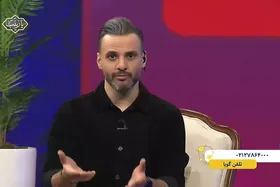 (ویدئو) حمله مجری تلویزیون به علی کریمی و فرخ‌نژاد