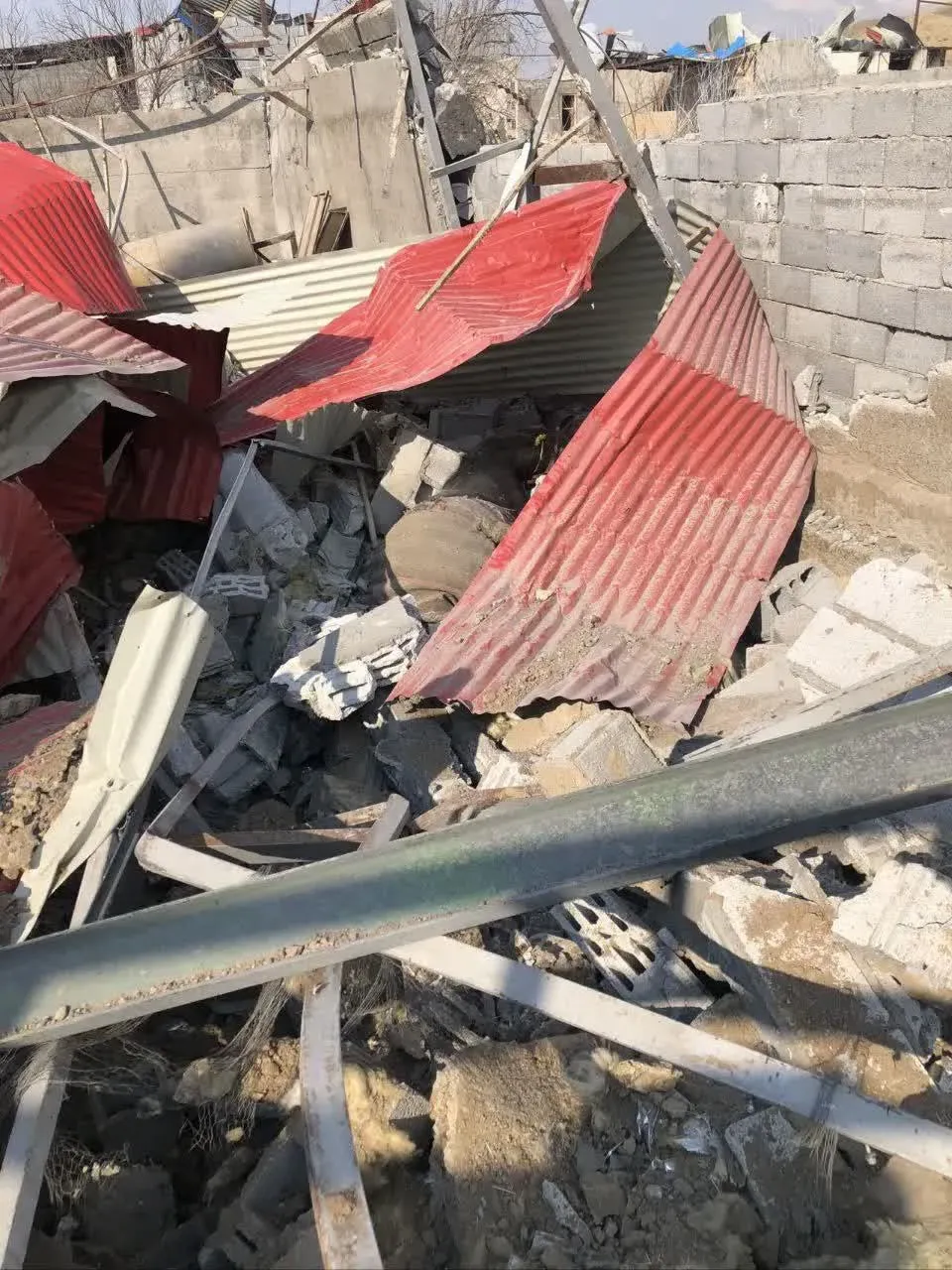 حمله به مرکز نگهداری اسب