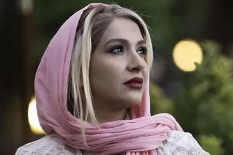 روایت تکان‌دهنده ساغر عزیزی، بازیگر سینما، تلویزیون و تئاتر از بدرفتاری‌های همسر سابقش! | شوهرم جورابش را در دهانم کرد و از من اعتراف گرفت