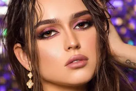 آرایش مات به دنیای مد بازمی‌گردد