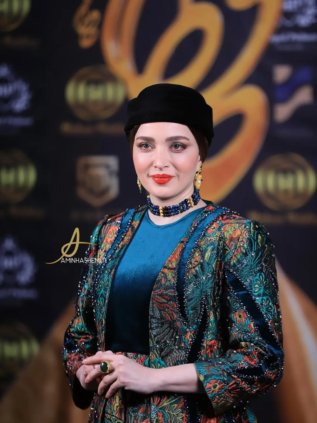 استایل بهنوش طباطبایی در جشن حافظ