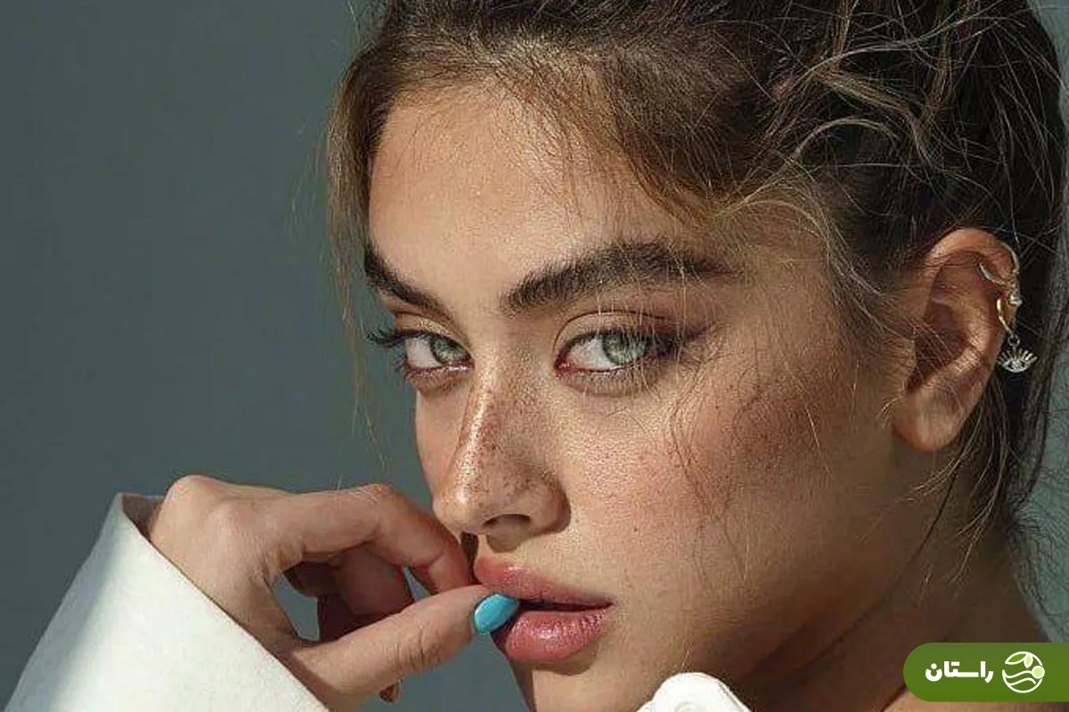 کیمیا حسینی بلاگر مشهور ایرانی در بین 100 زن زیبای جهان کیمیا حسینی بلاگر مشهور ایرانی در بین 100 زن زیبای جهان