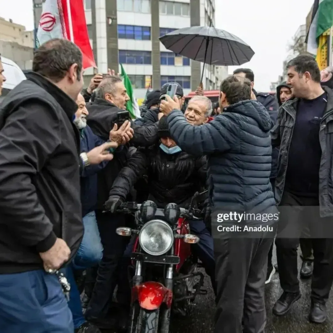 موتورسواری پزشکیان