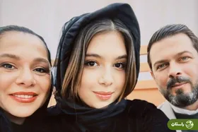 عکس | کودکی نفس بازغی در کنار پدر و مادرش پژمان بازغی و مستانه مهاجر