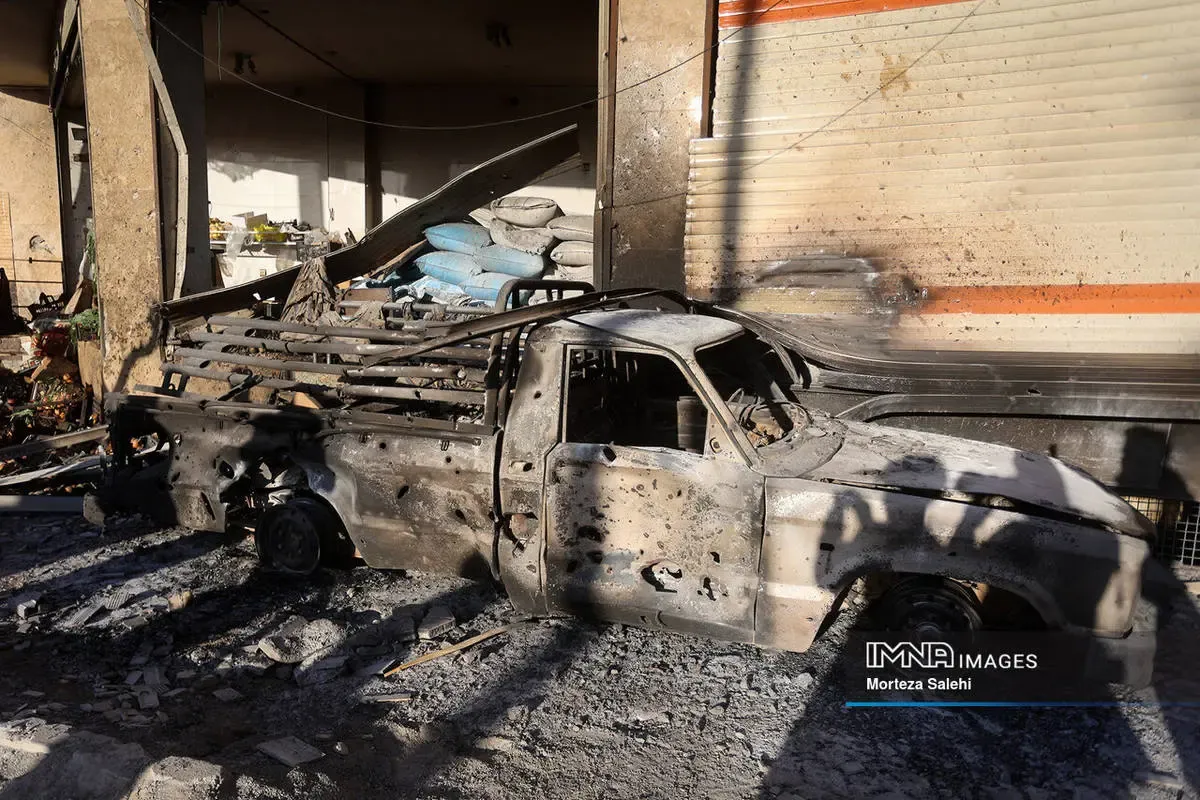 تصاویری از حملات هوایی به یک روستا