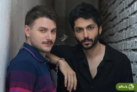 جدیدترین عکس‌های کیسان دیباج و دارا حیایی در پشت صحنه یک نمایش