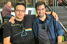 (ویدئو) قاب خانوادگی شهاب حسینی در اکران یک فیلم