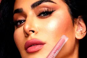 هدی بیوتی Huda Kattan کیست و چرا کاربران ایرانی او را تحریم کردند؟
