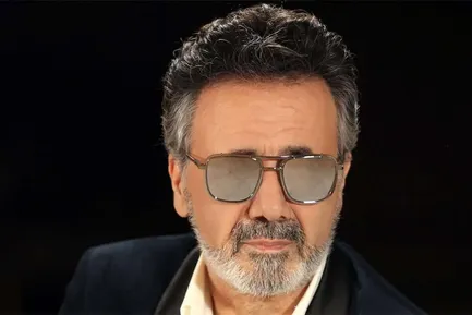 (عکس) معین خواننده در ۷۴ سالگی