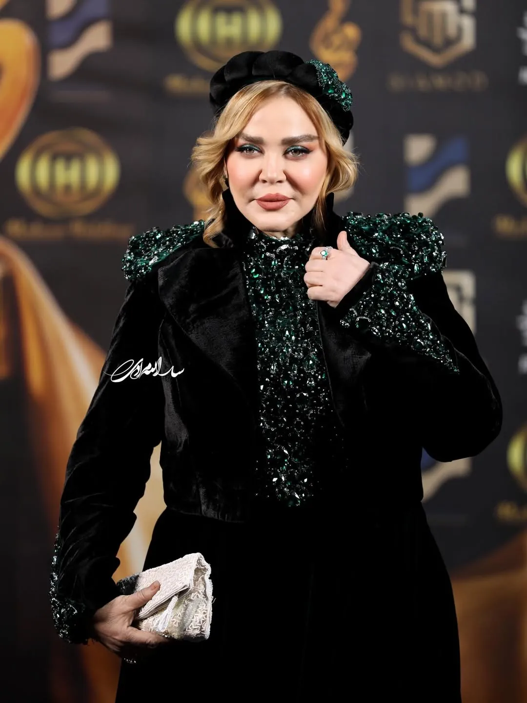 استایل بهاره رهنما در جشن حافظ