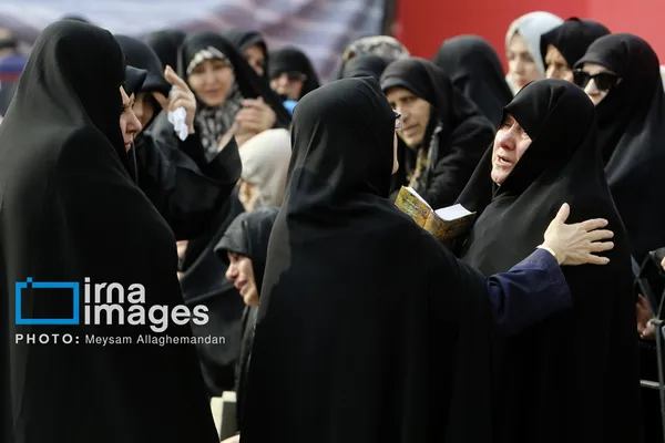 خاکسپاری پیکر شهید علی شمخانی در امامزاده صالح (ع)