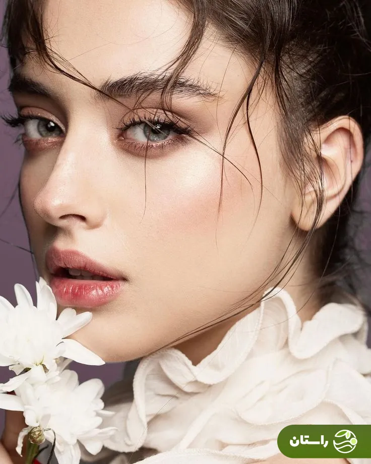 کیمیا حسینی بلاگر مشهور ایرانی در بین 100 زن زیبای جهان کیمیا حسینی بلاگر مشهور ایرانی در بین 100 زن زیبای جهان