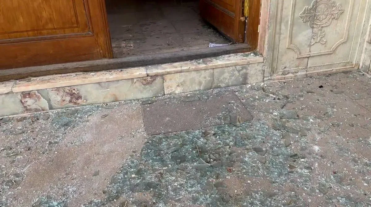 حمله به کاخ گلستان حمله به کاخ گلستان