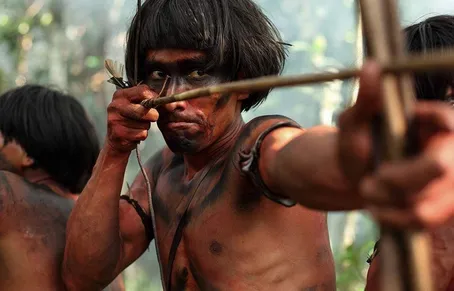 (ویدئو) درگیری خیابانی دو قبیله در پاپوا گینه‌نو با تیر و کمان