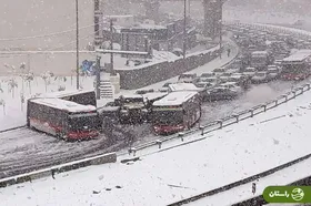 ویدئو | تصادف زنجیره‌ای و قفل شدن اتوبان امام علی