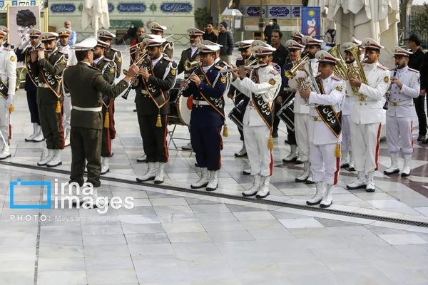 خاکسپاری پیکر شهید علی شمخانی در امامزاده صالح (ع)