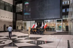 بورس تهران در آستانه ورود به کانال ۵ میلیون واحدی قرار گرفت؛ رشد بیش از ۱۱۱ هزار واحدی بورس بعد از اعلام توافق
