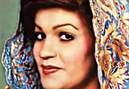 (عکس) تونل زمان؛ «گیتا» خواننده قبل انقلاب در ۶۵ سالگی؛ سال ۱۳۹۵