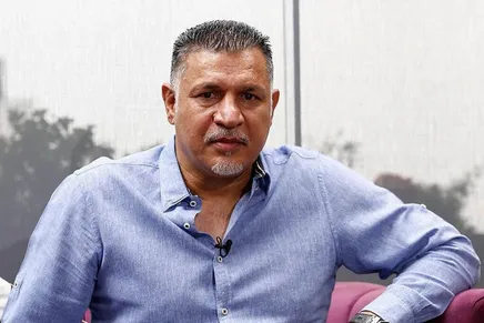 (ویدئو) روایت تاثیرگذار علی دایی از دیدار با دخترش بعد از تصادف شدید