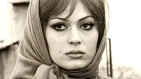عکس | تونل زمان؛ «آذر شیوا» بازیگر جذاب و خوش سیمای «سلطان قلب‌ها» در ۸۵ سالگی
