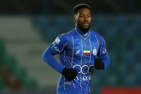 شغل جدید بازیکن استقلال در فرانسه