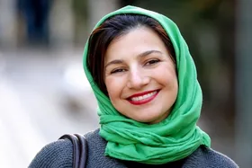 (ویدئو) لحظه‌ای شوکه‌کننده از مراسم خاکسپاری سیروس ابراهیم‌زاده