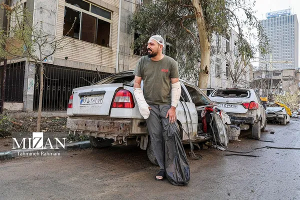 آثار حمله هوایی به خیابان ملک الشعرای بهار