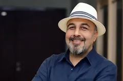 چند شات تازه و تماشایی از رضا عطاران در قلب رشت