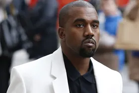 رپر جنجالی و شوهر سابق کیم کارداشیان در مسکو چه می‌کند؟