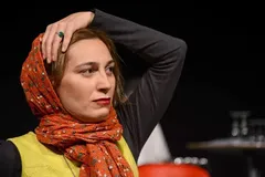 عکسی از فلامک جنیدی در تجمع حامیان ایران در لندن خبرساز شد