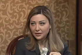 ویدئویی جدید از بشار اسد و لونا الشبل در پشت صحنه یک مصاحبه