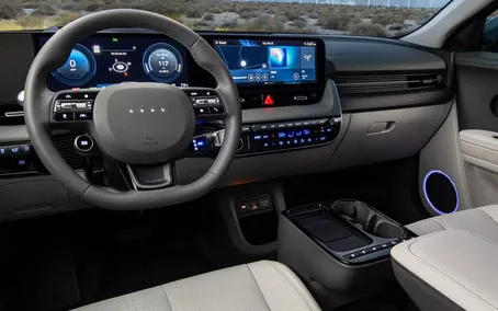 یک بطری آب به این خودرو یک میلیارد و ۸۰۰ میلیون تومان خسارت زد!