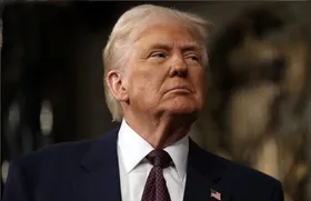 ادعاهای ترامپ درباره توافق ۱۵ بندی با ایران و مدیریت تنگه هرمز