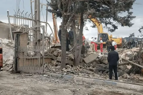  حمله پهپادی به منزل مسکونی در زنجان | ۳ شهید و ۷ مجروح