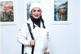 (عکس) تونل زمان؛ چهره کمند امیرسلیمانی ۱۷ ساله قبل از جراحی بینی