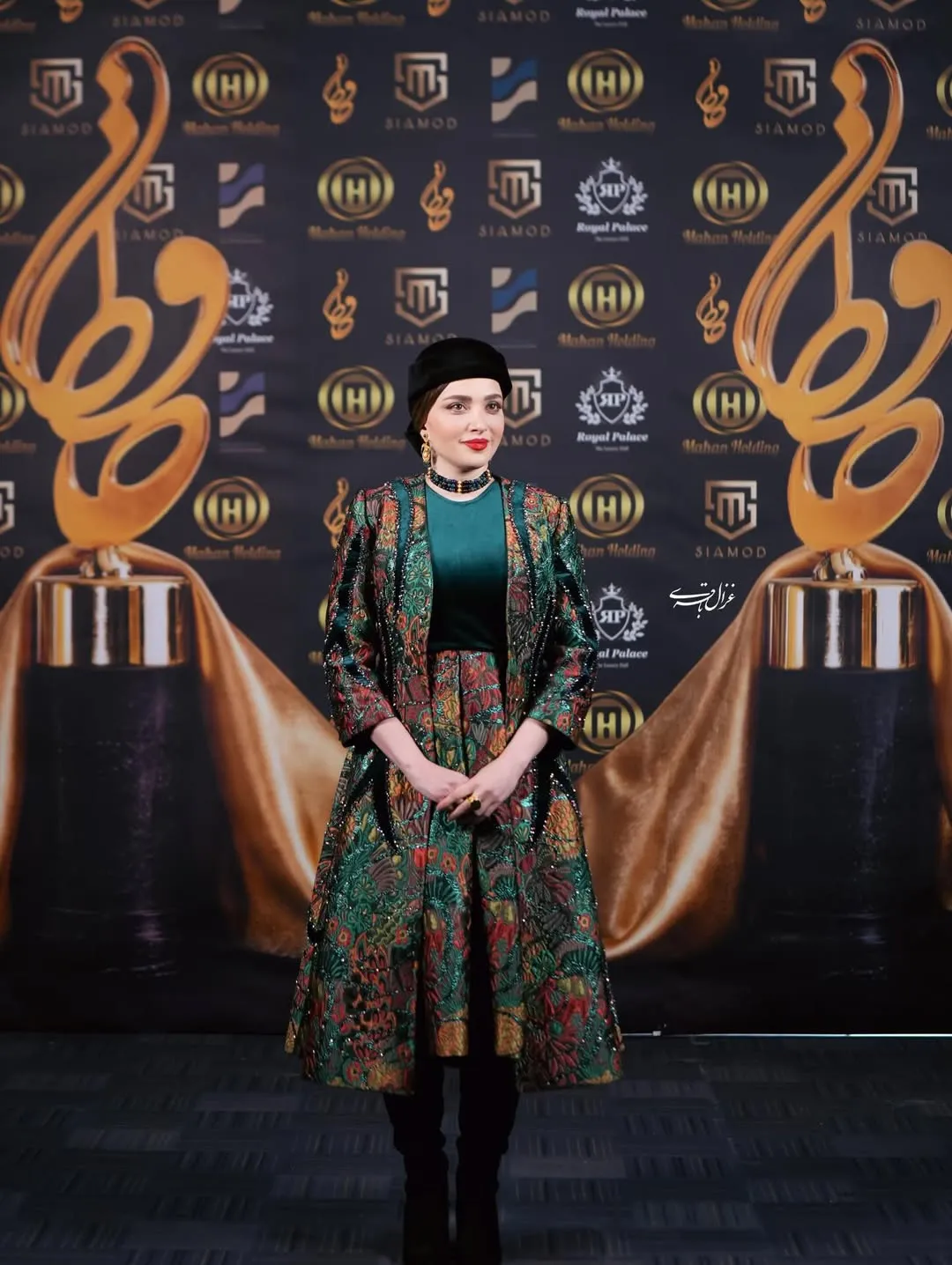 استایل بهنوش طباطبایی در جشن حافظ